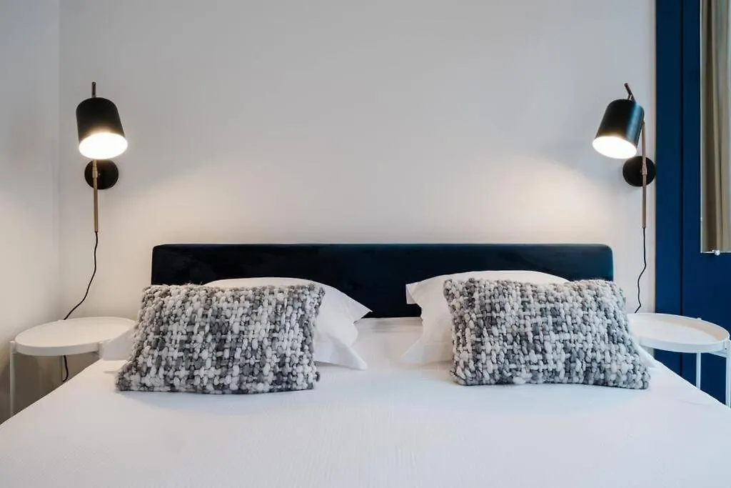 Bright And Peaceful T2 In Town Center Ail Apartment Lyon