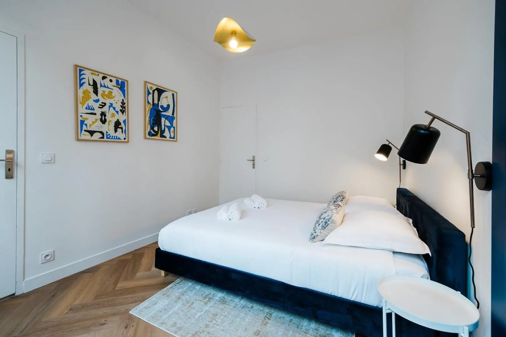 Bright And Peaceful T2 In Town Center Ail Apartment