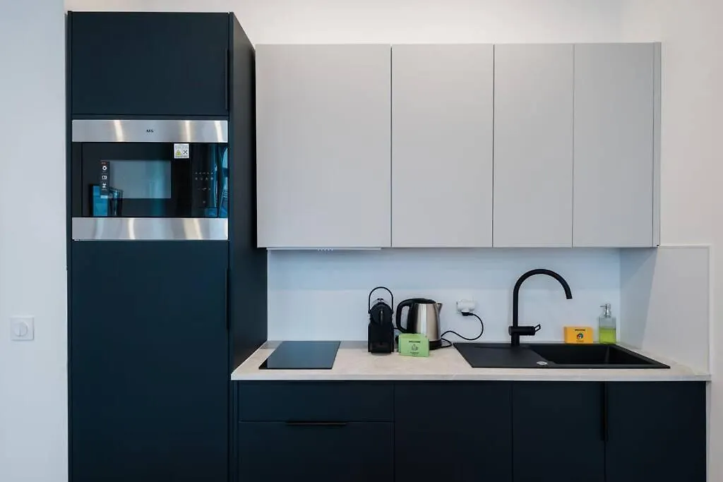 Apartment Bright And Peaceful T2 In Town Center Ail